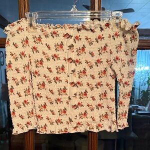 Floral Off-Shoulder Crop Top‎